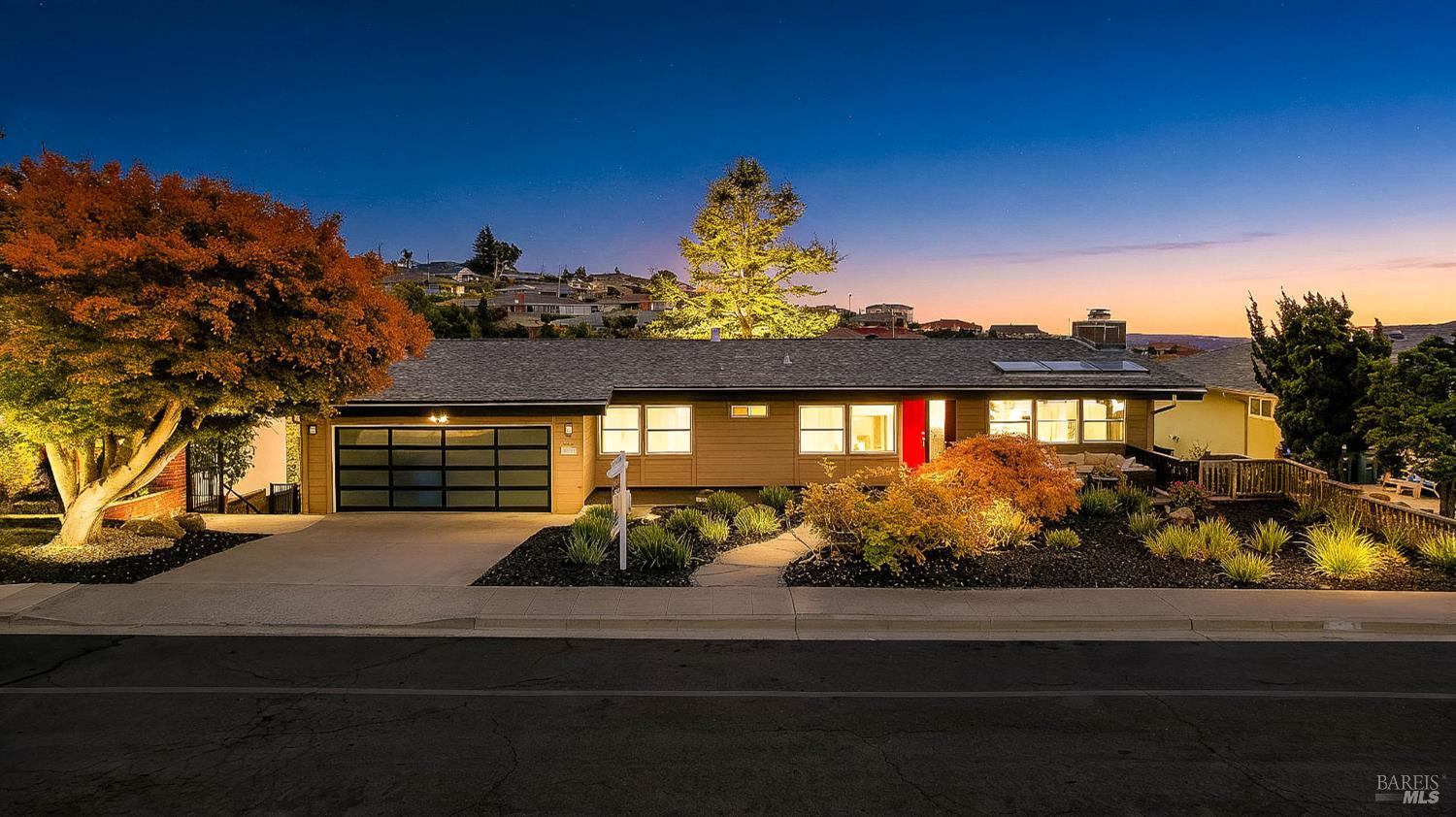 1693 View Drive