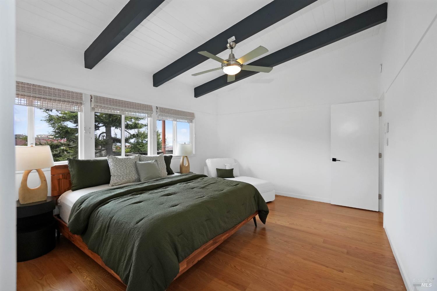 1693 View Drive