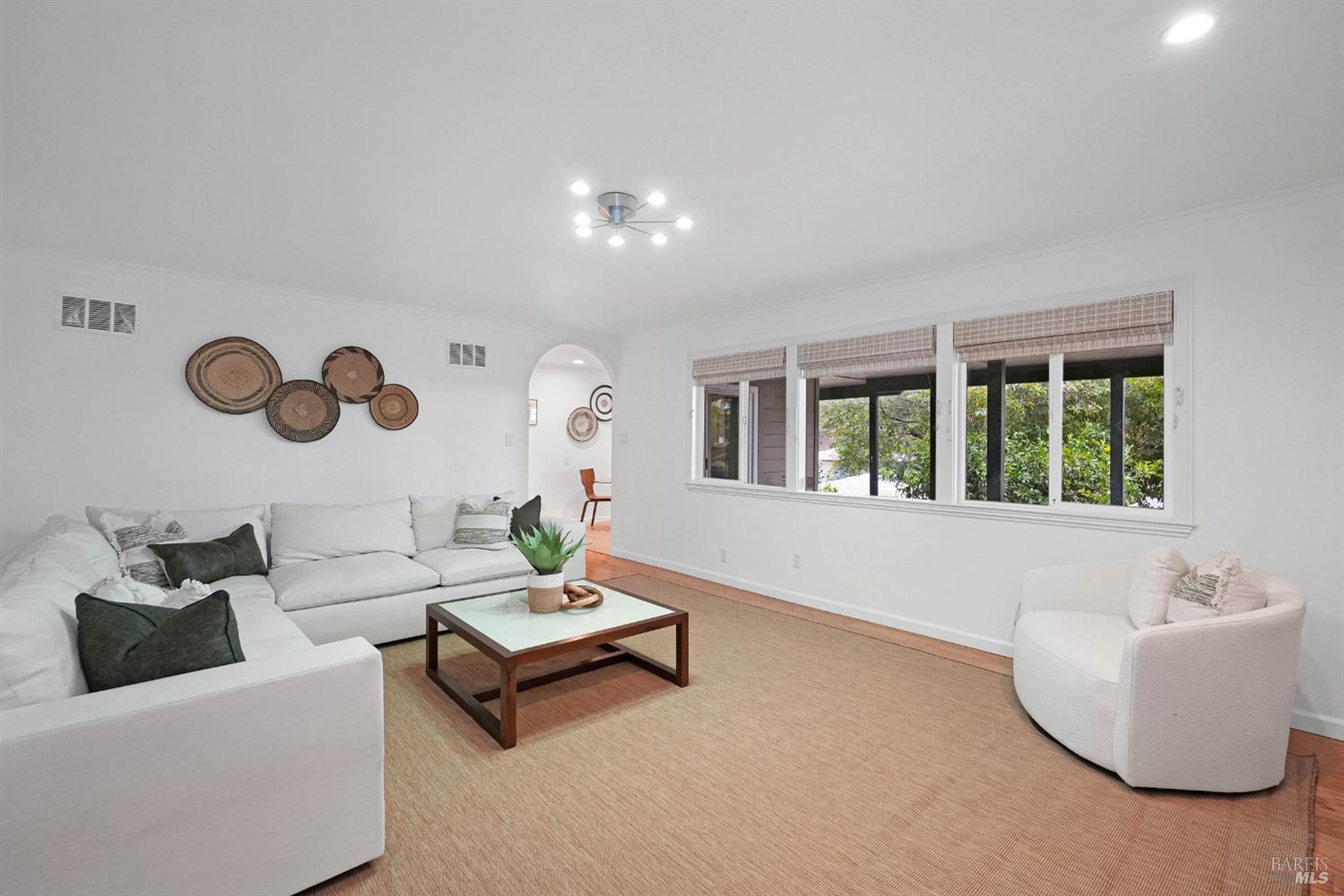 1693 View Drive