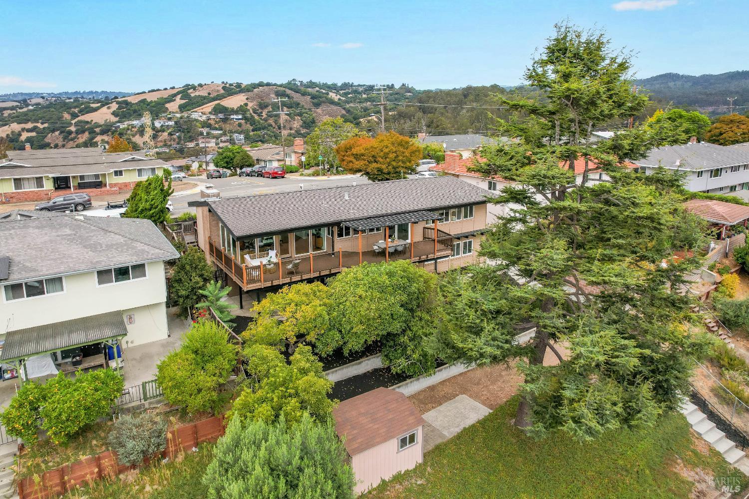 1693 View Drive
