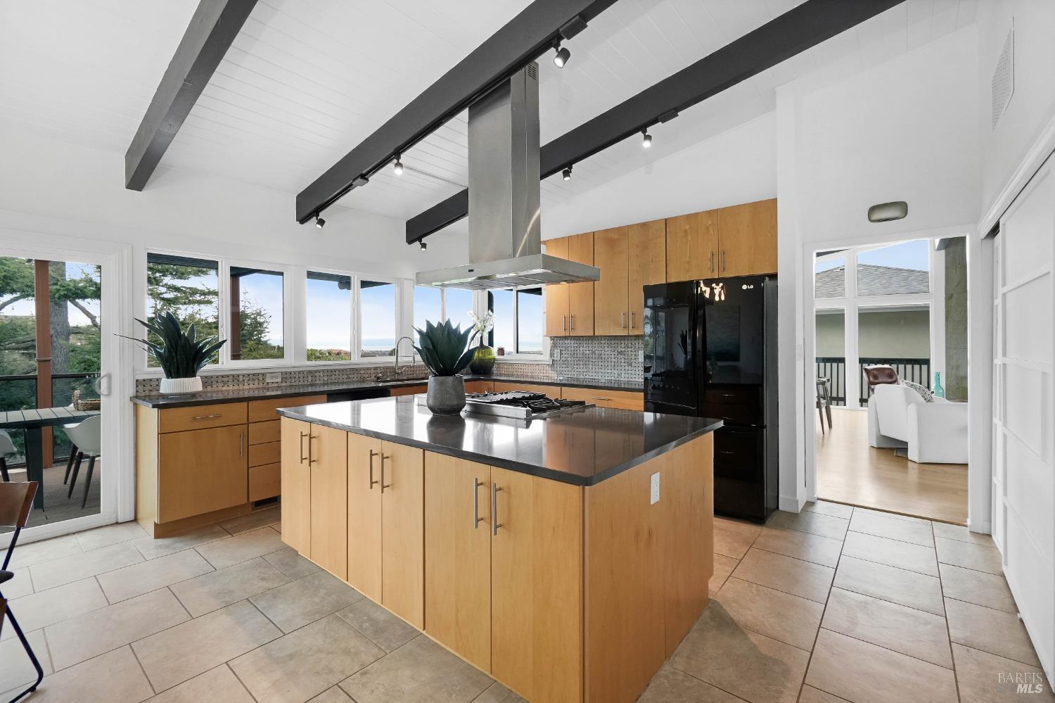 1693 View Drive
