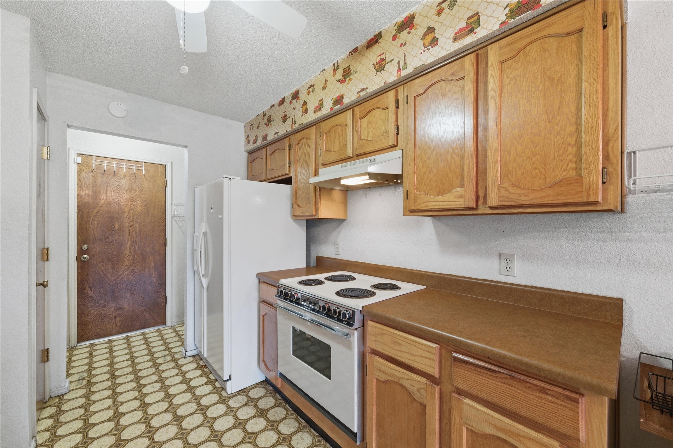 6609 Yolanda Drive
