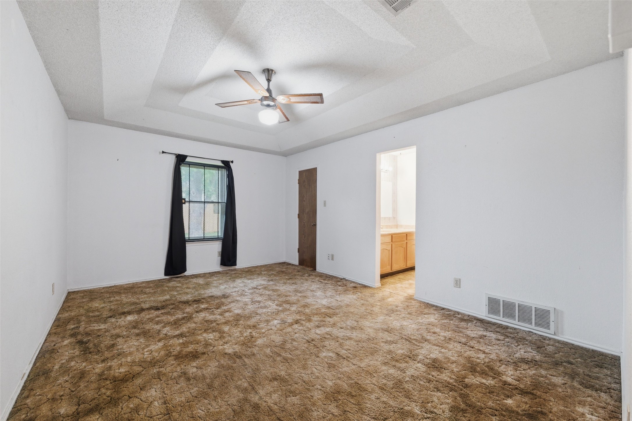 6609 Yolanda Drive