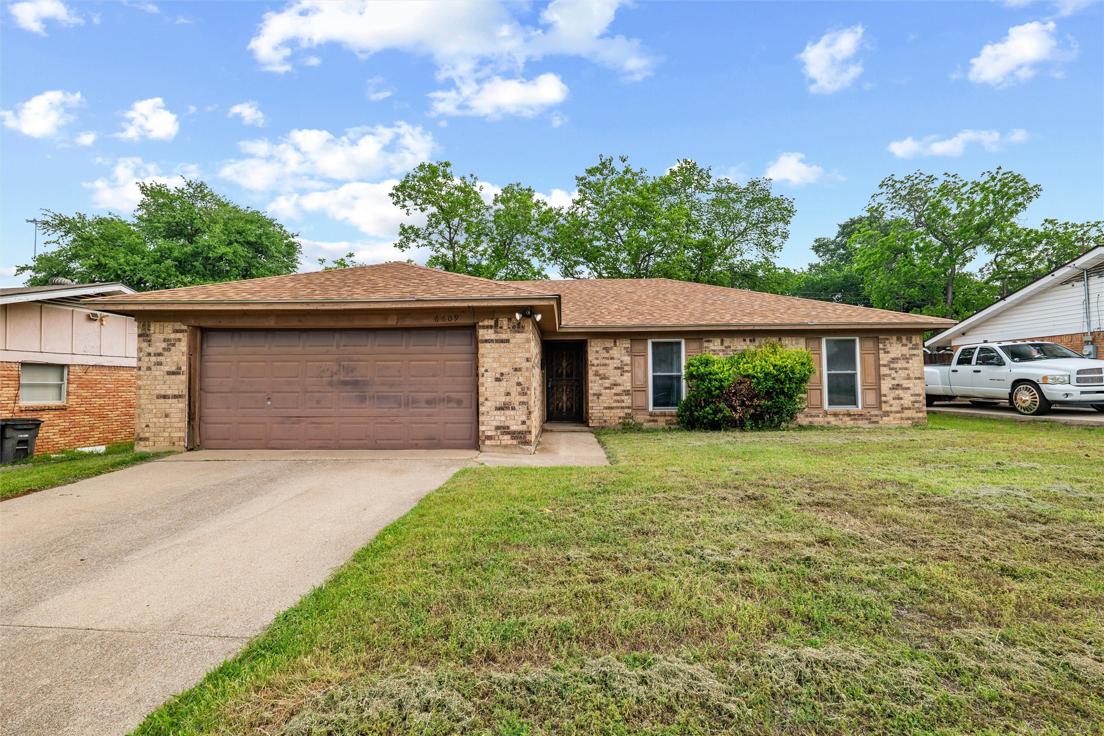 6609 Yolanda Drive