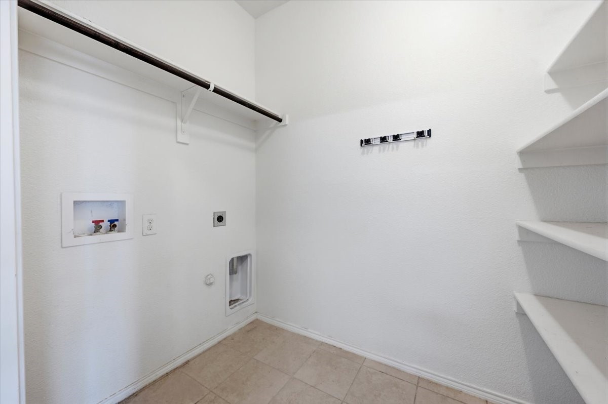 3010 Cassinia Parkway