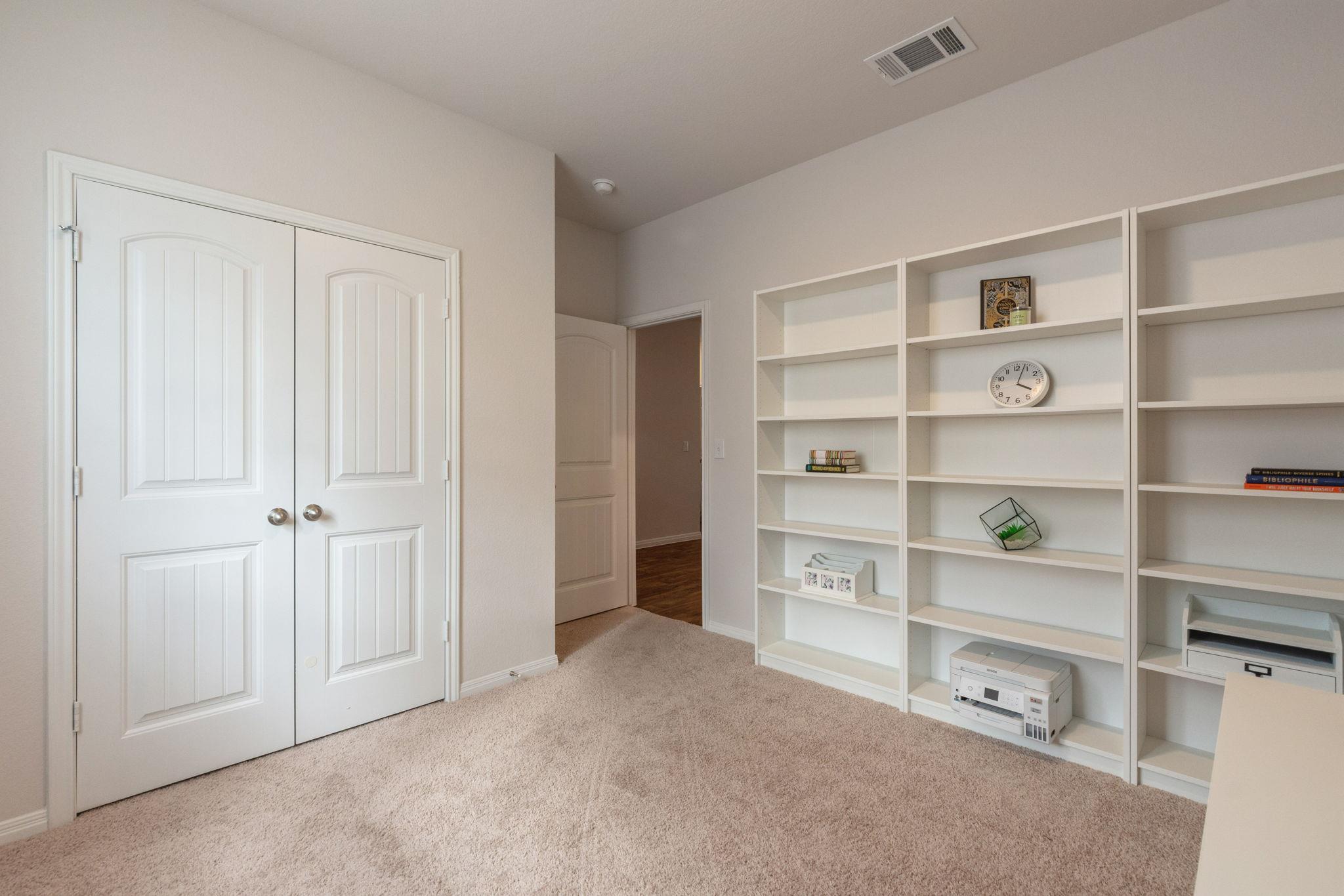 205 Charles TRL