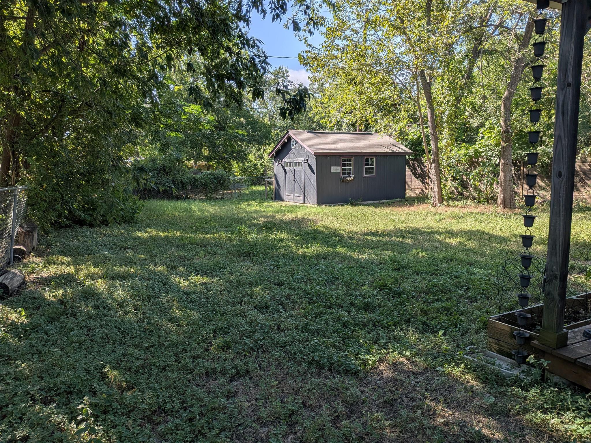 1109 Spur ST