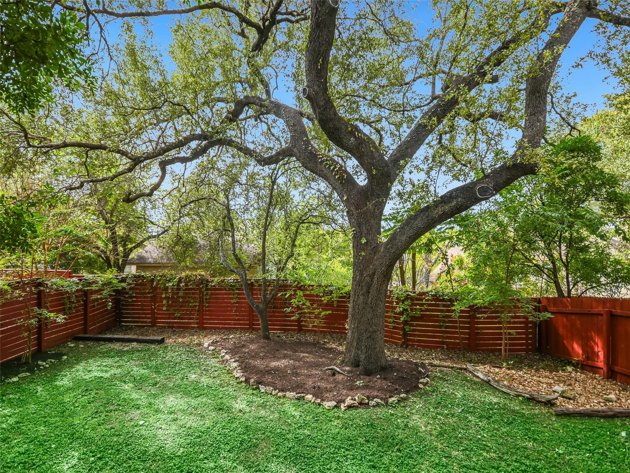 9202 Knoll Crest LOOP