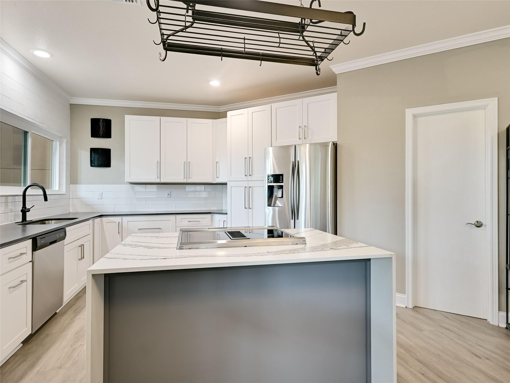9202 Knoll Crest LOOP