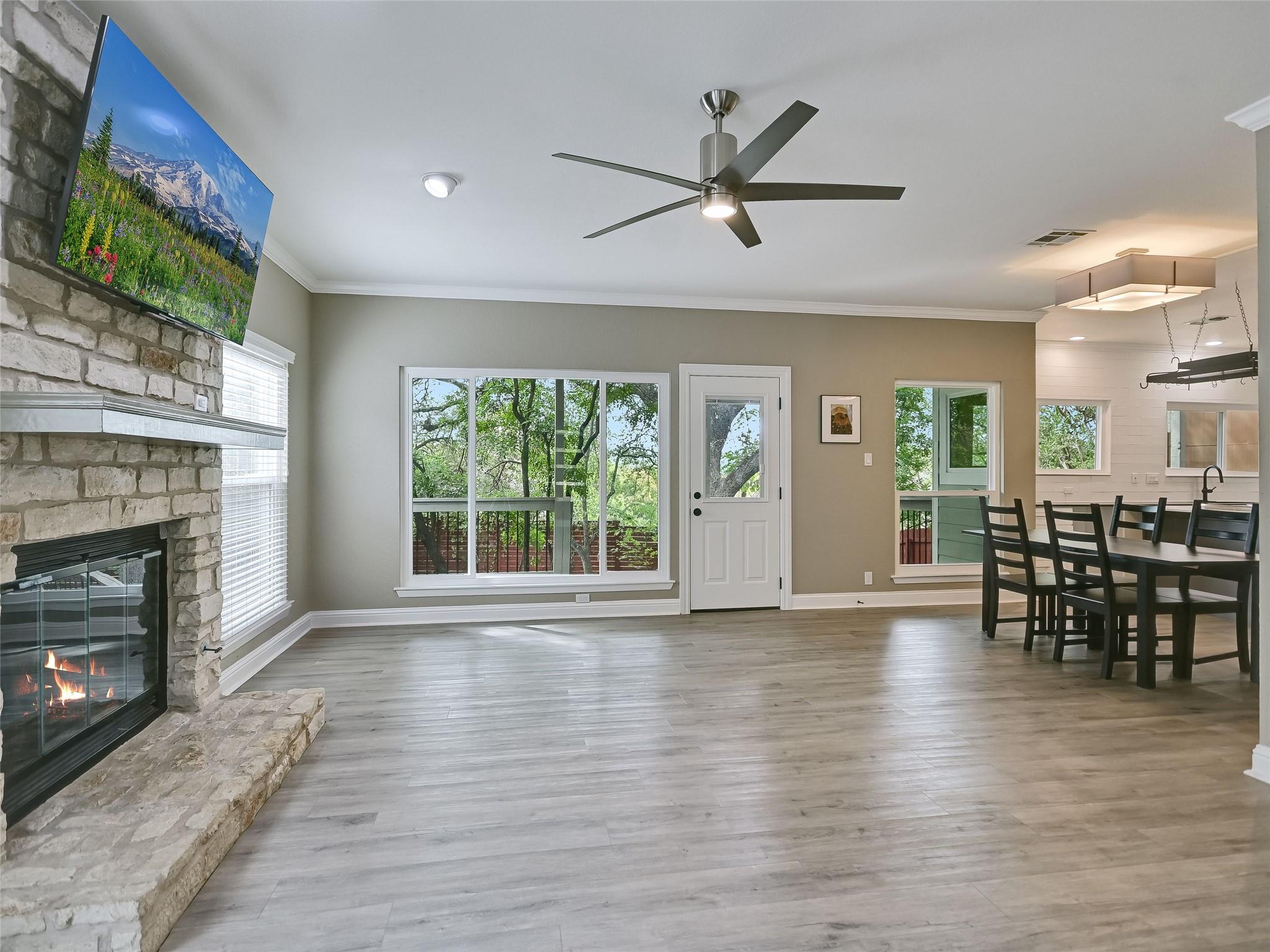 9202 Knoll Crest LOOP