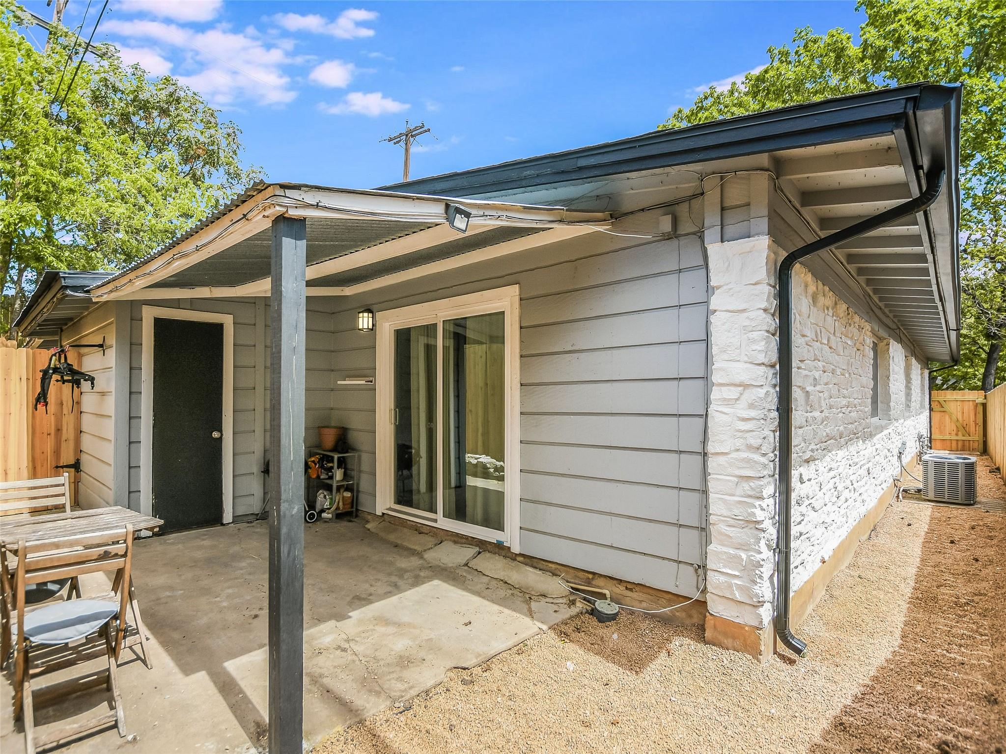 2504 Audubon PL