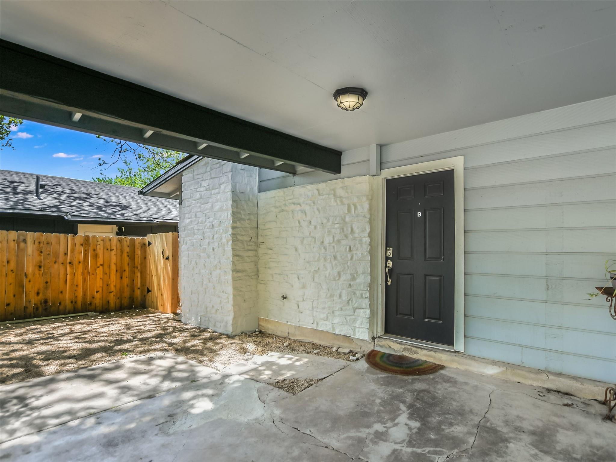 2504 Audubon PL