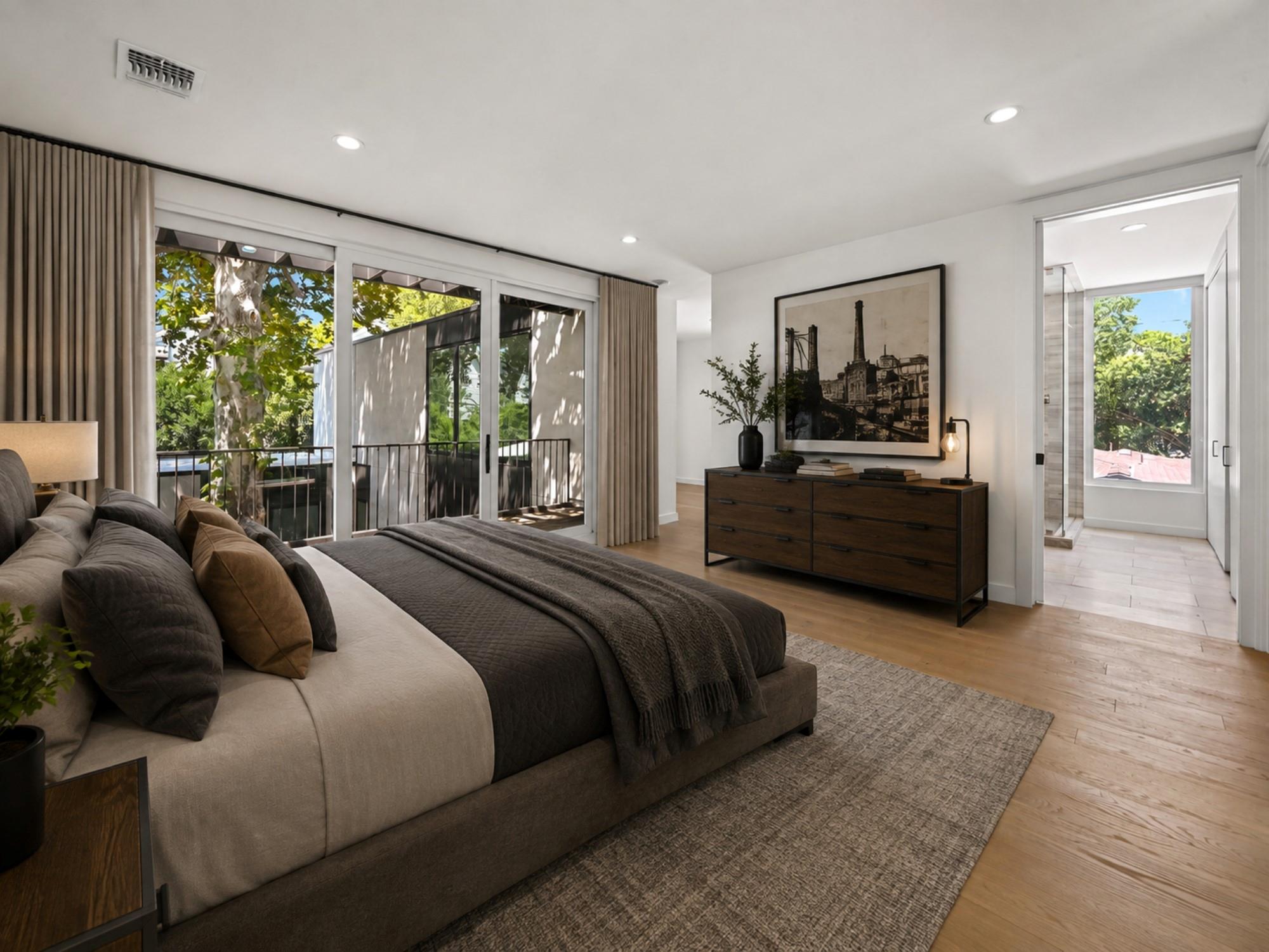 3004 Fontana DR