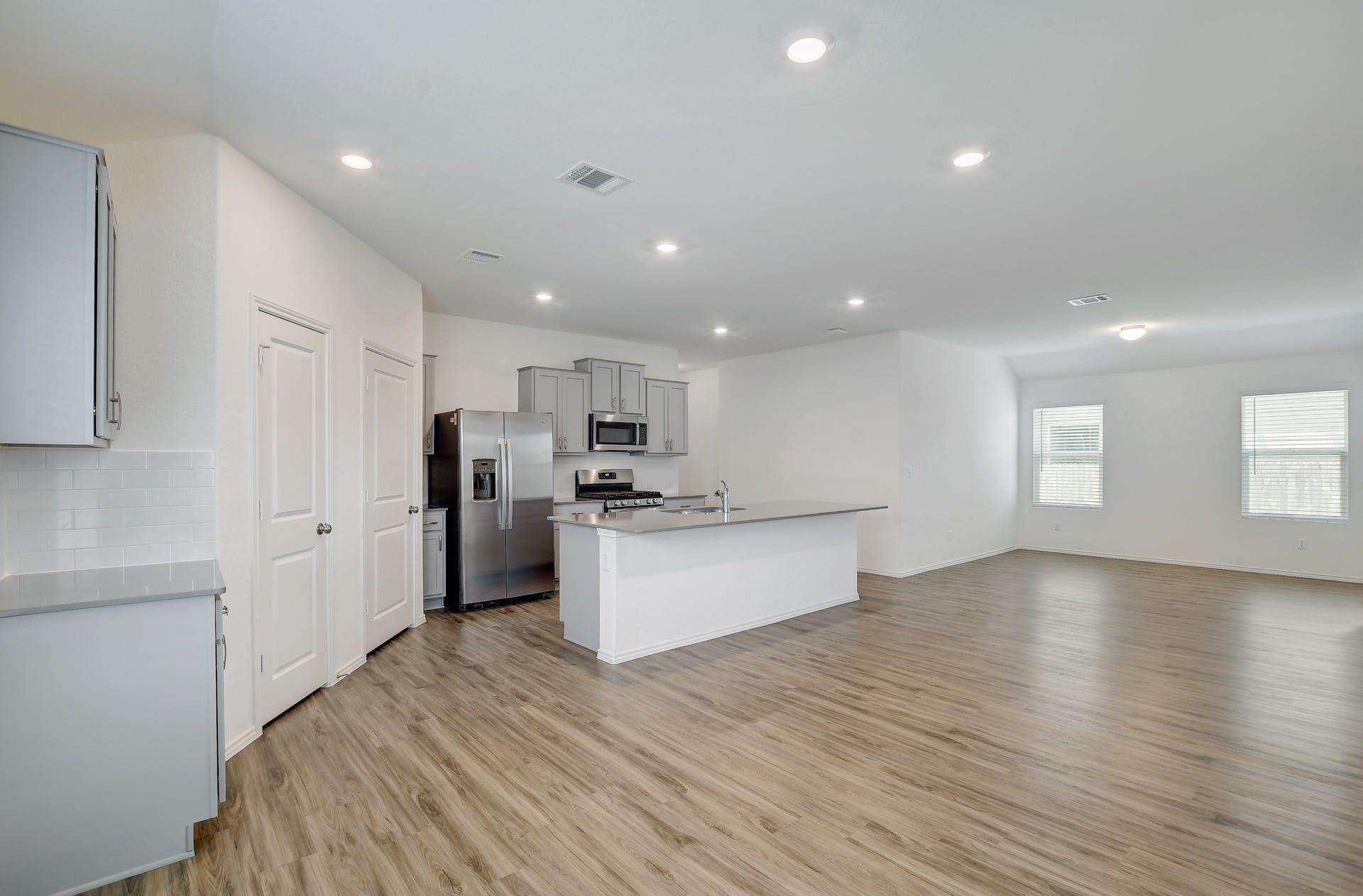 190 Crystal River RD