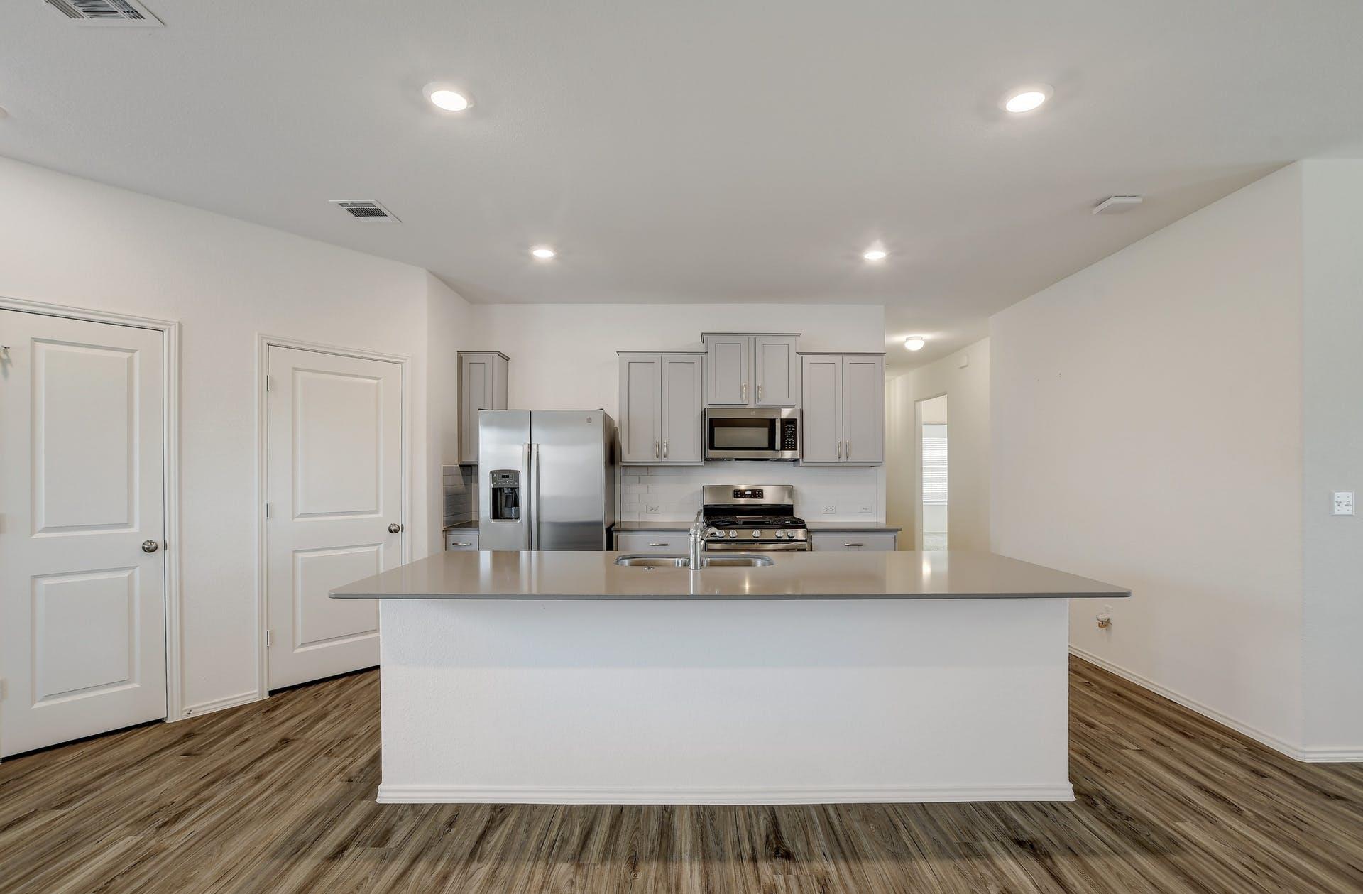 190 Crystal River RD