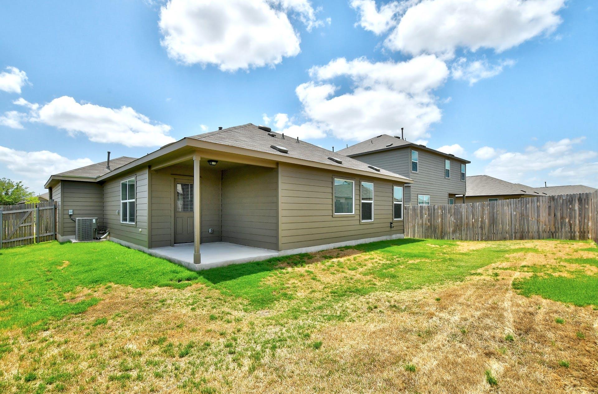 190 Crystal River RD