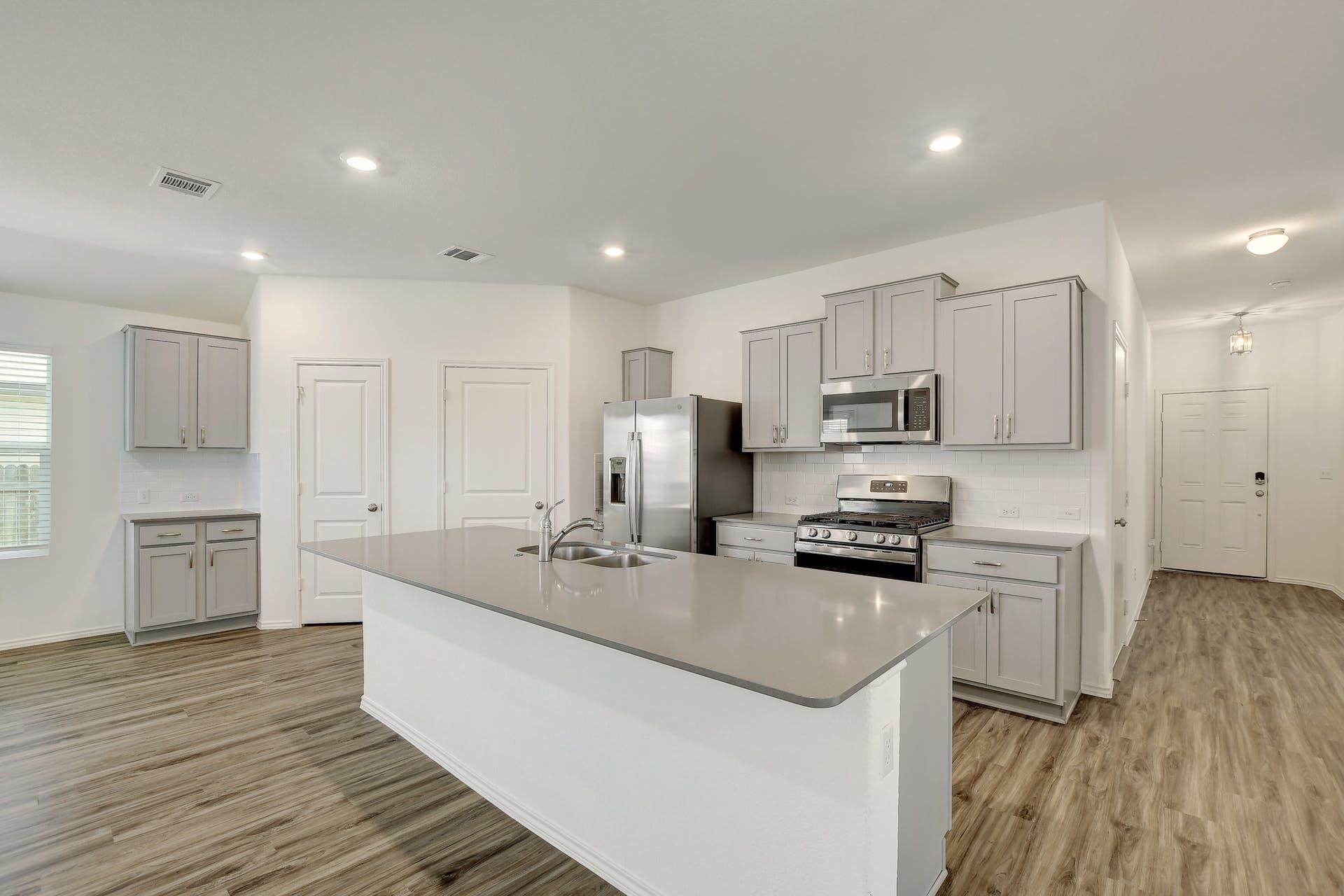 190 Crystal River RD