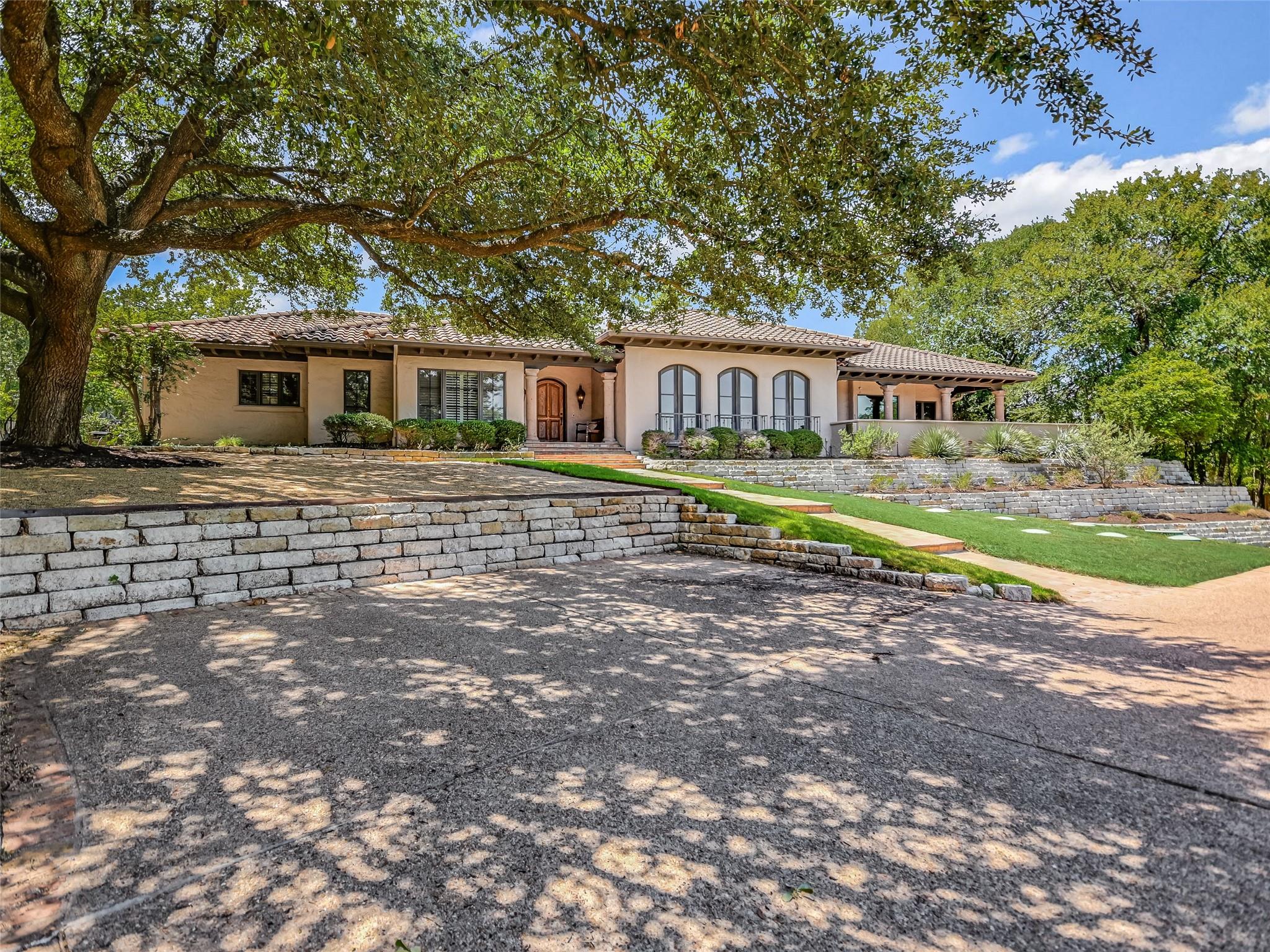 300 Bent Tree CT