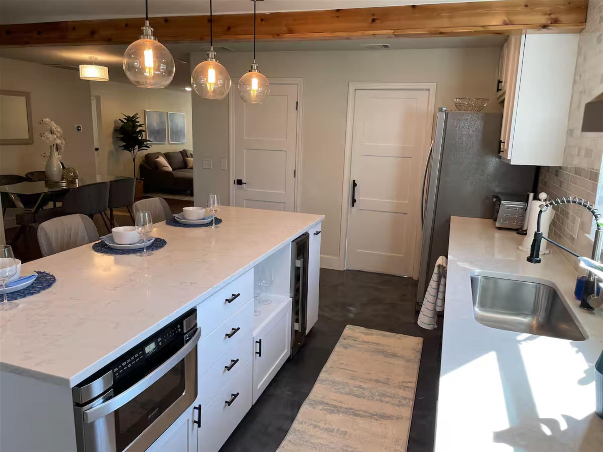 1406 Brentwood ST # 1