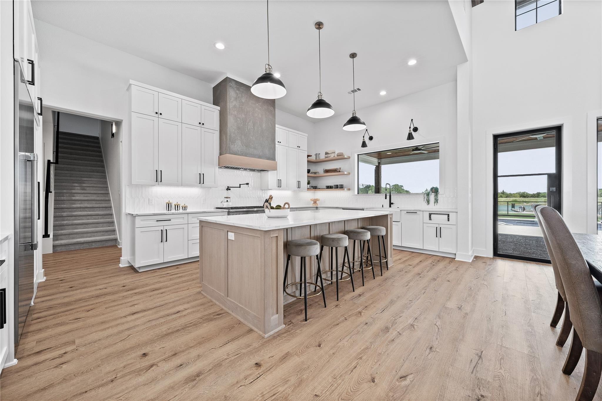 663 NW Loop 230