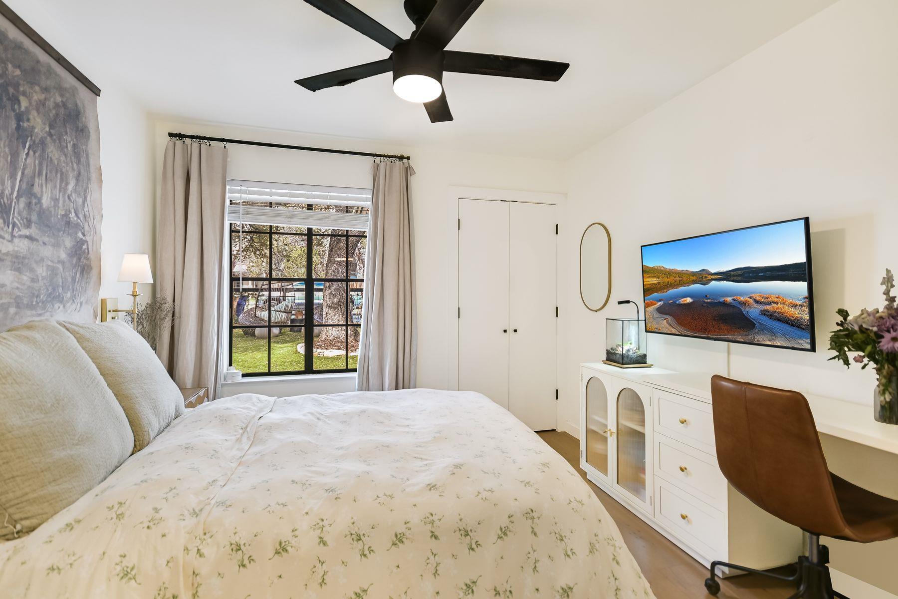 2605 Garrettson DR # B