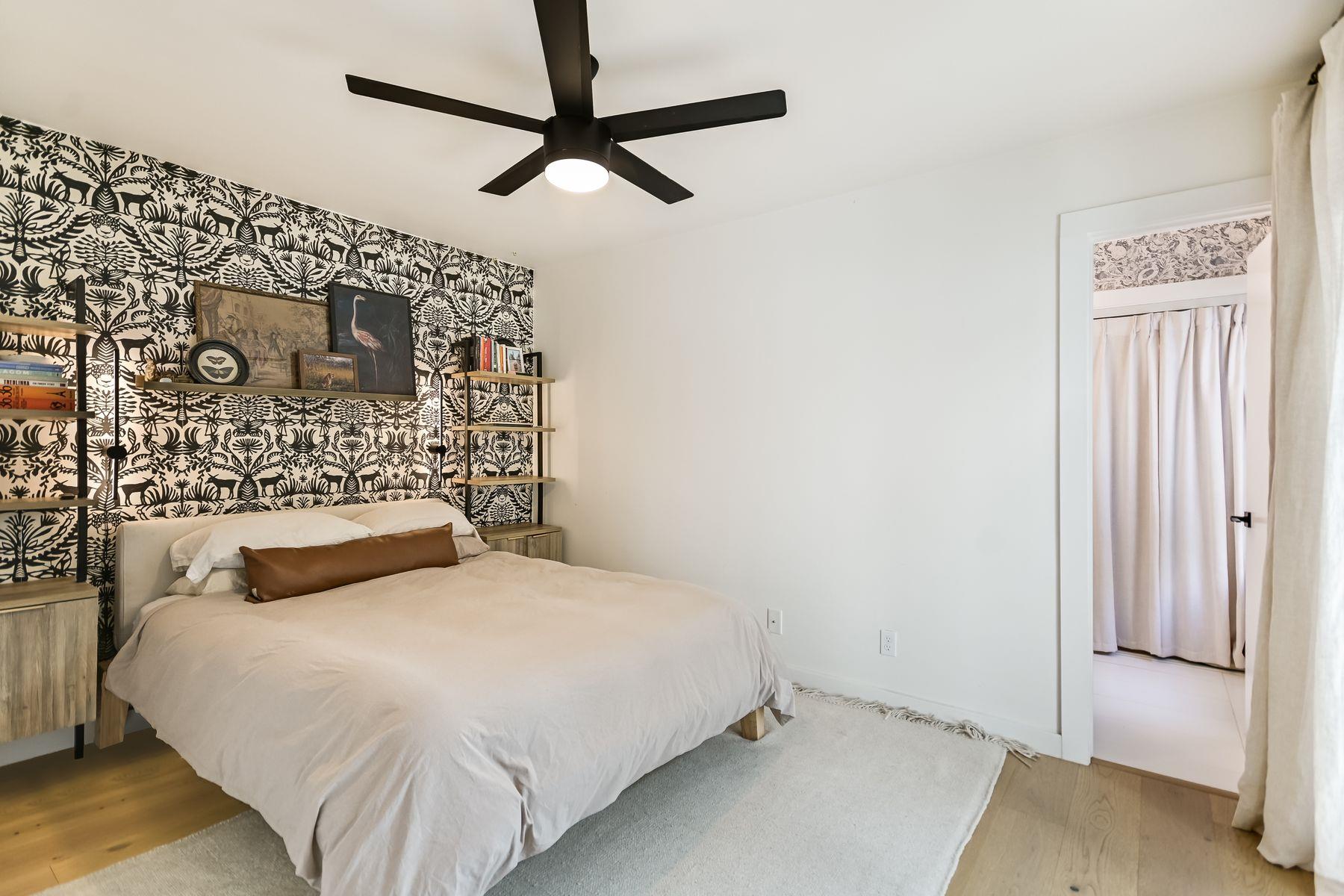 2605 Garrettson DR # B