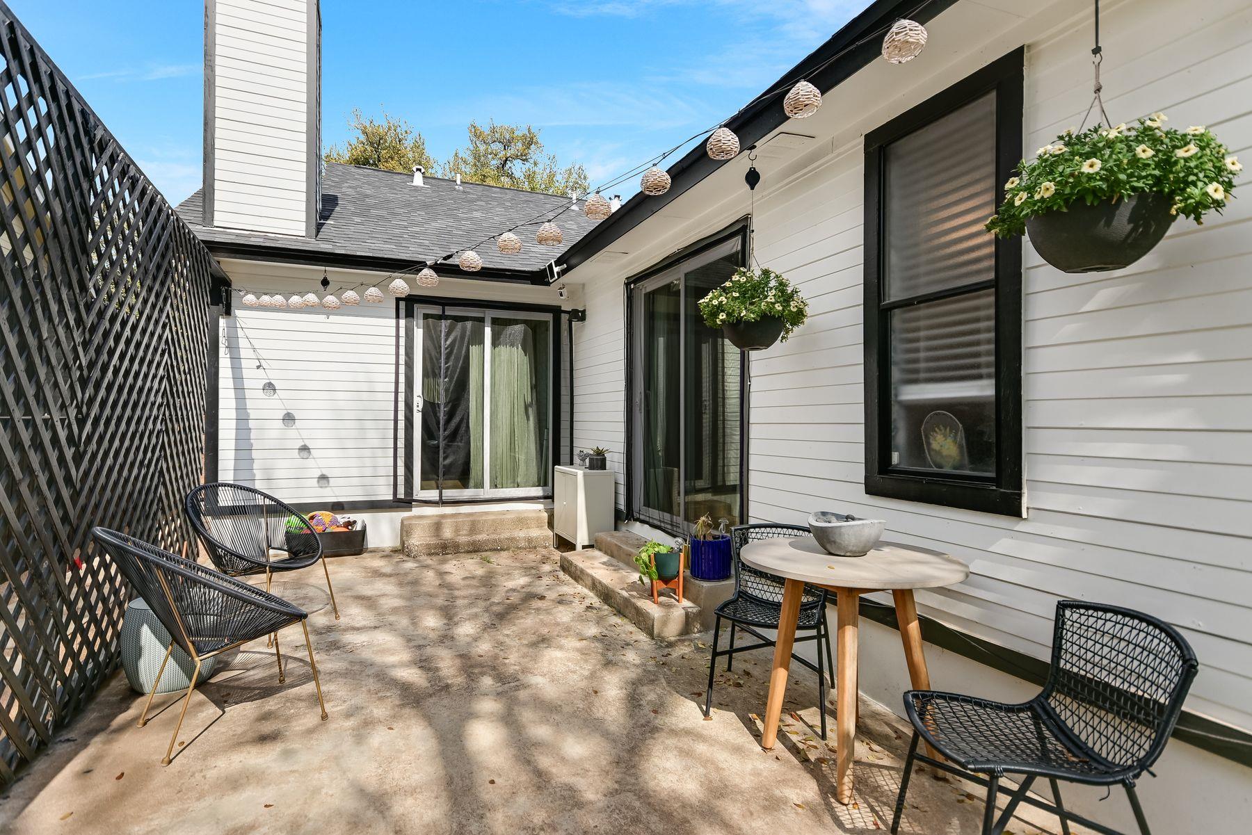 2605 Garrettson DR # B