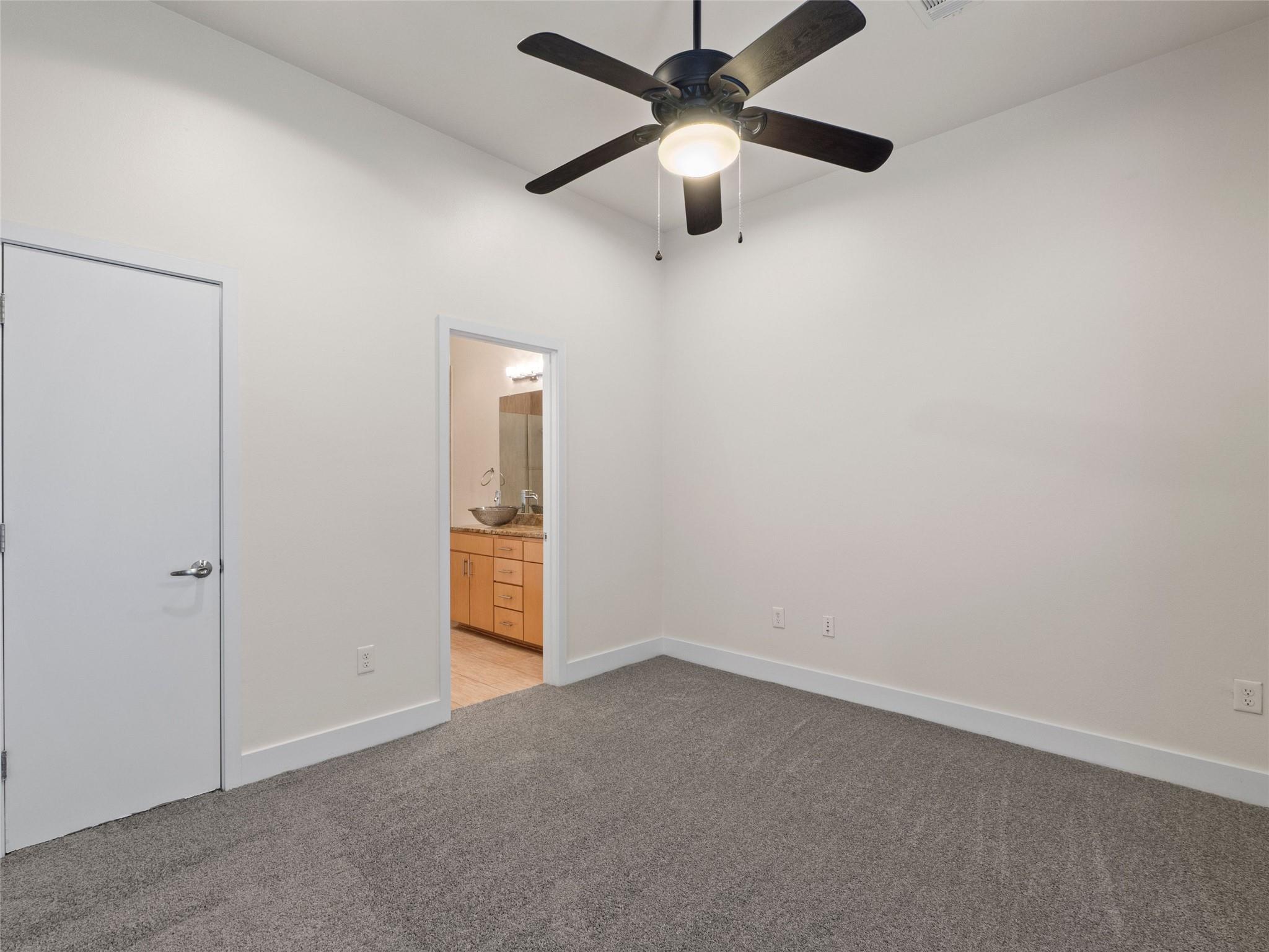 1702 S Lamar BLVD # 9