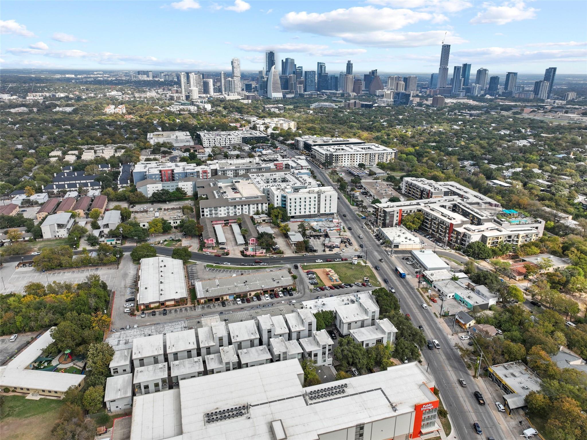 1702 S Lamar BLVD # 9