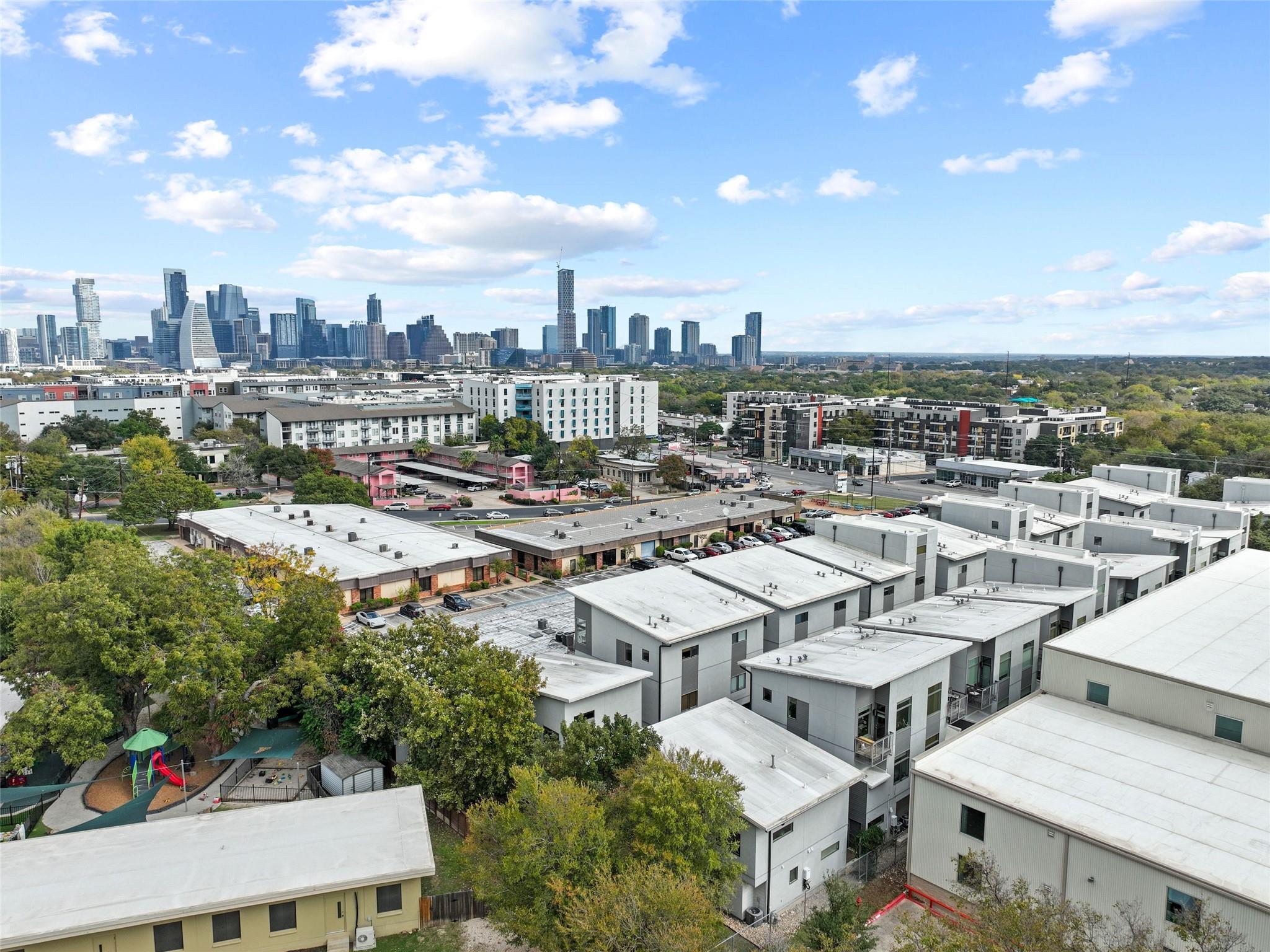 1702 S Lamar BLVD # 9