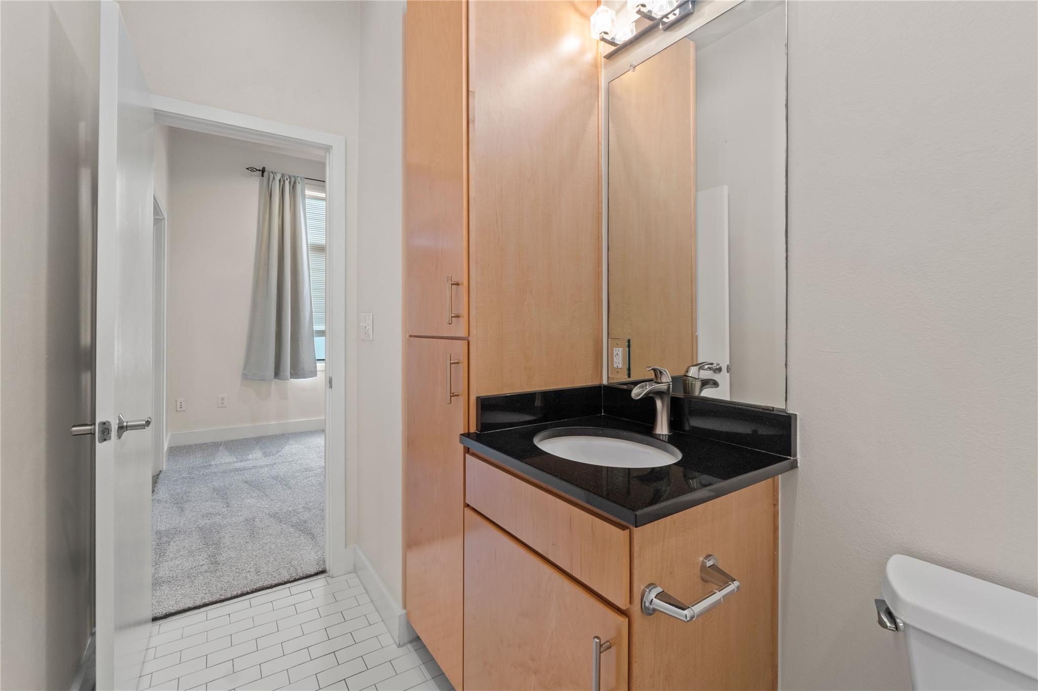 1702 S Lamar BLVD # 9