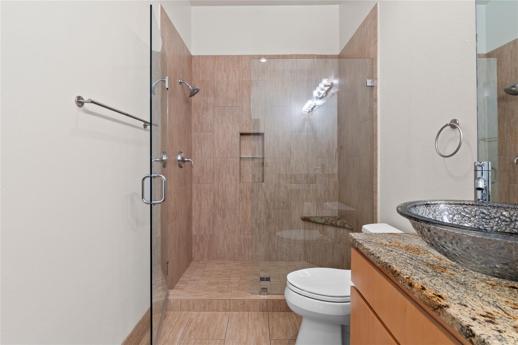 1702 S Lamar BLVD # 9