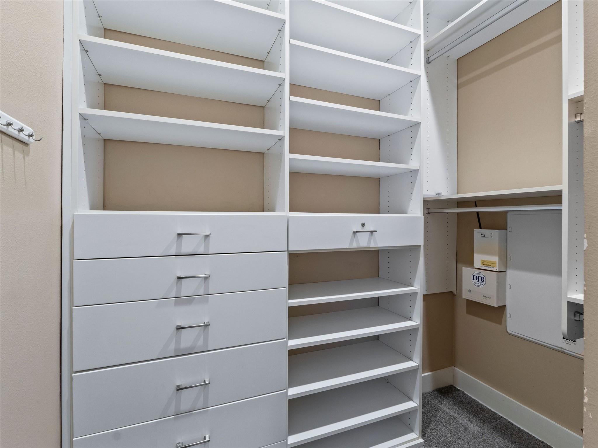 1702 S Lamar BLVD # 9