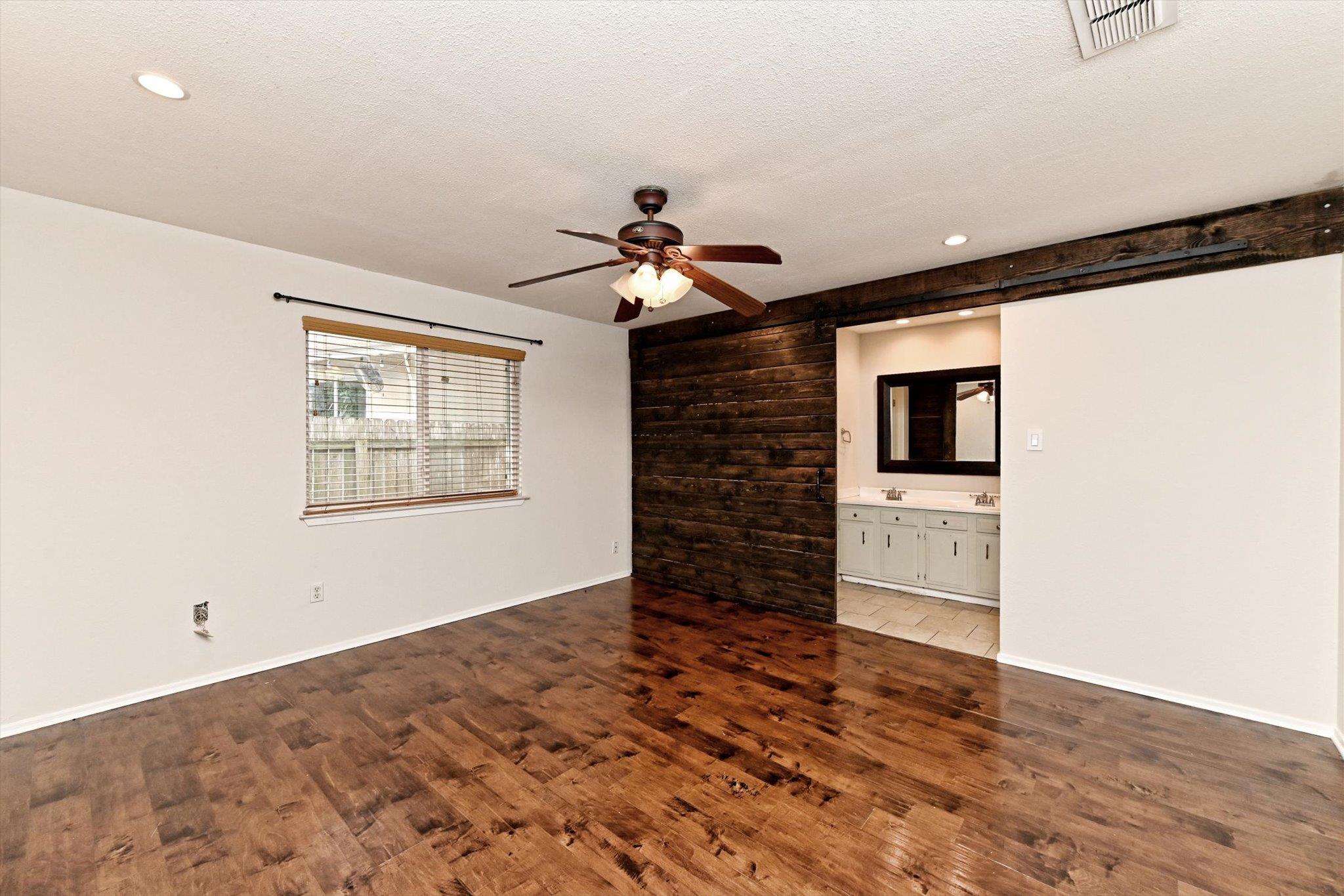 3706 Harpers Ferry LN, Austin