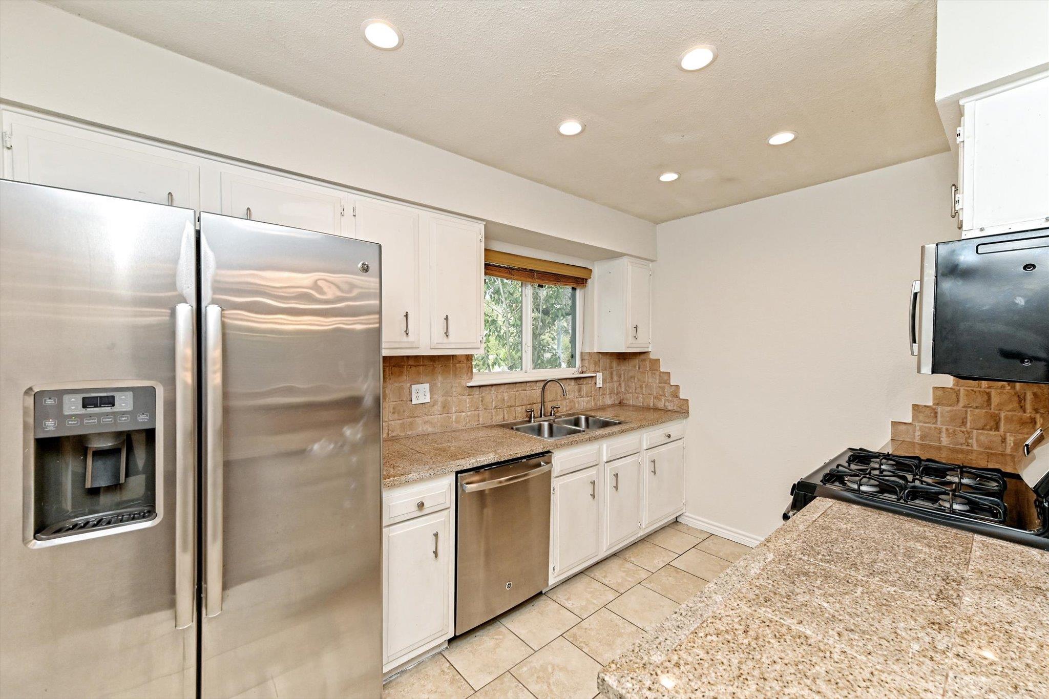 3706 Harpers Ferry LN, Austin