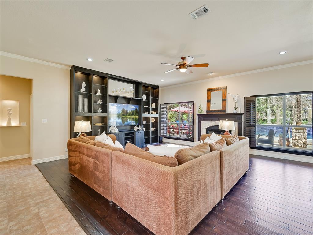 310 Plum DR