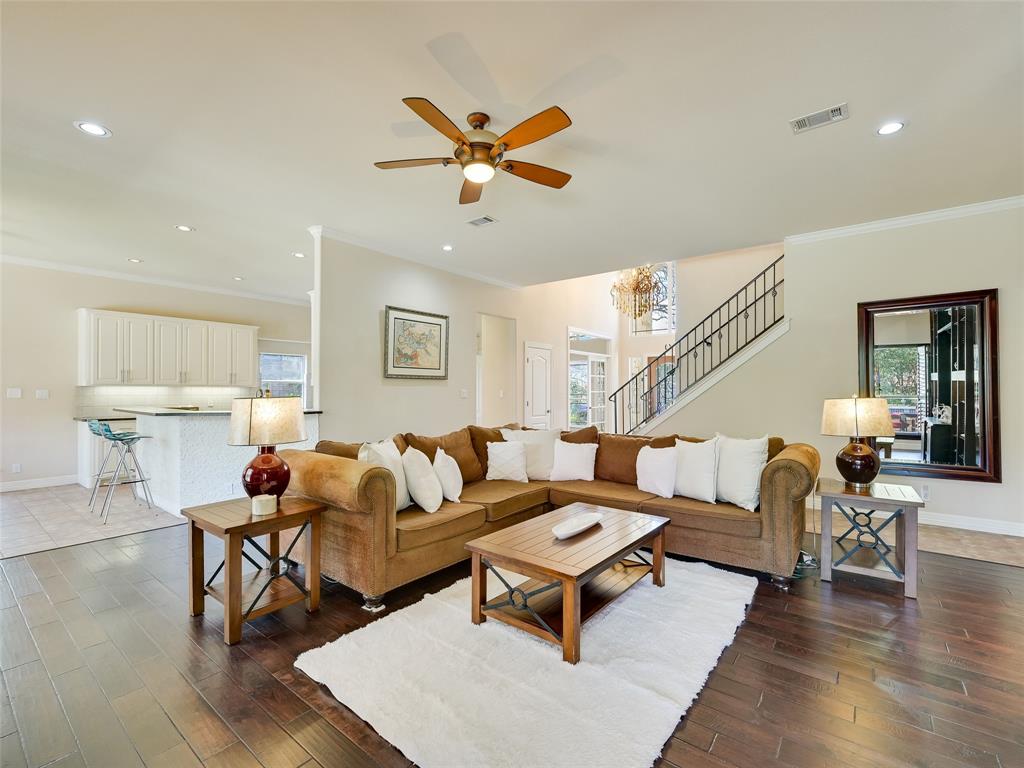 310 Plum DR