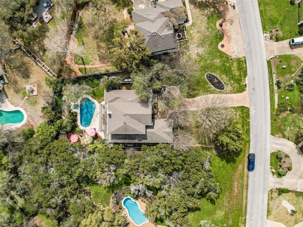 310 Plum DR