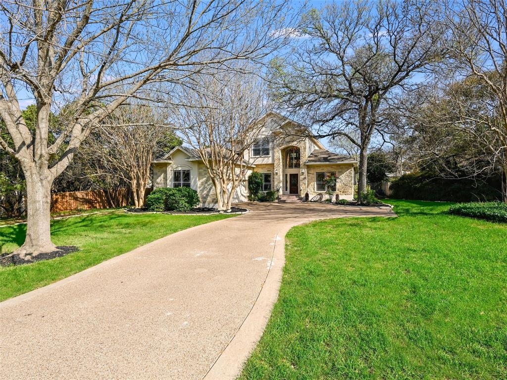310 Plum DR