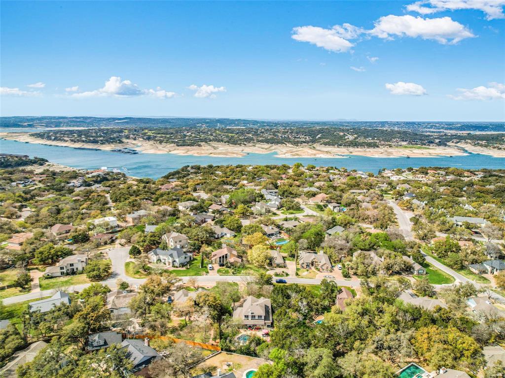 310 Plum DR