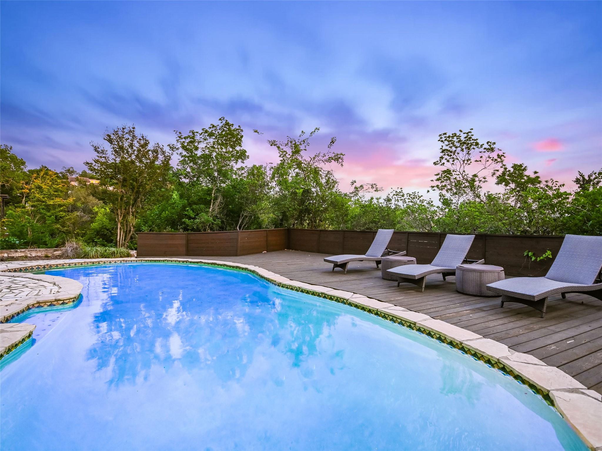 1304 Canoe Brook DR