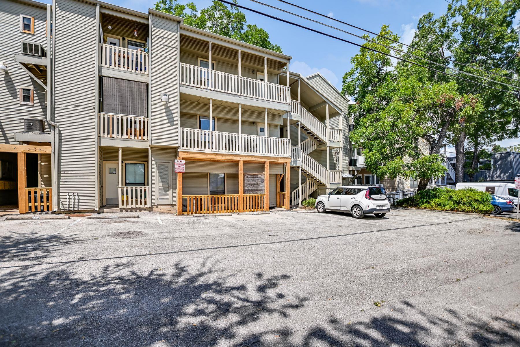4401 Speedway # 207
