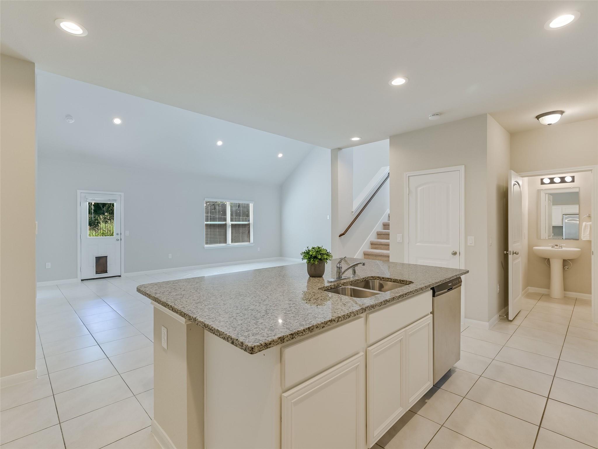 7400 Branrust DR