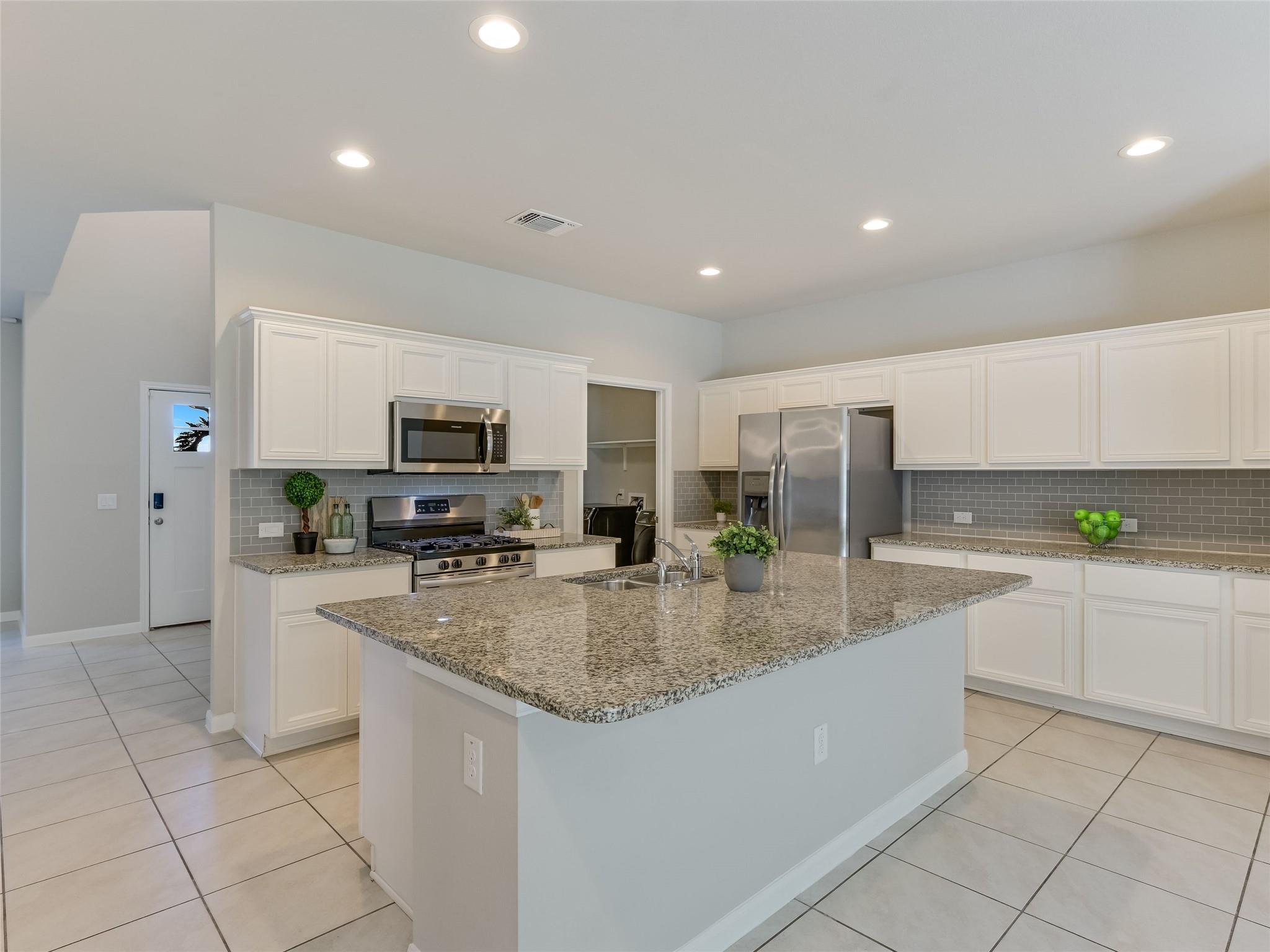 7400 Branrust DR