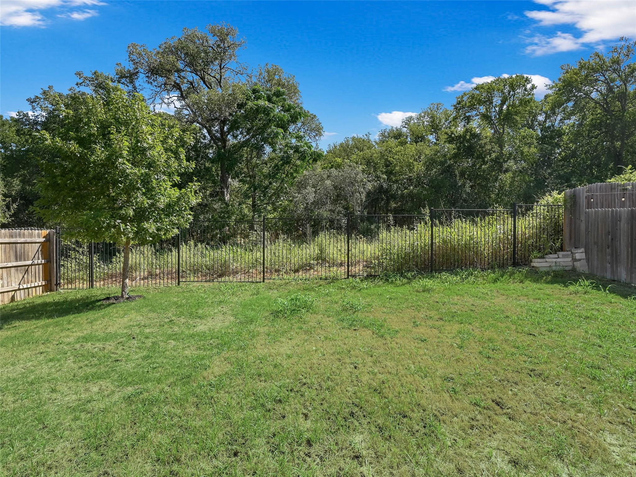 7400 Branrust DR