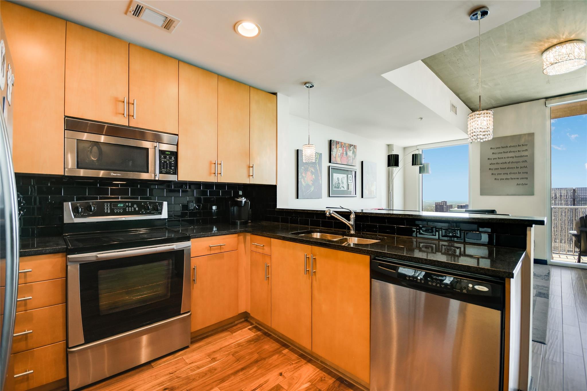 360 Nueces ST # 3807