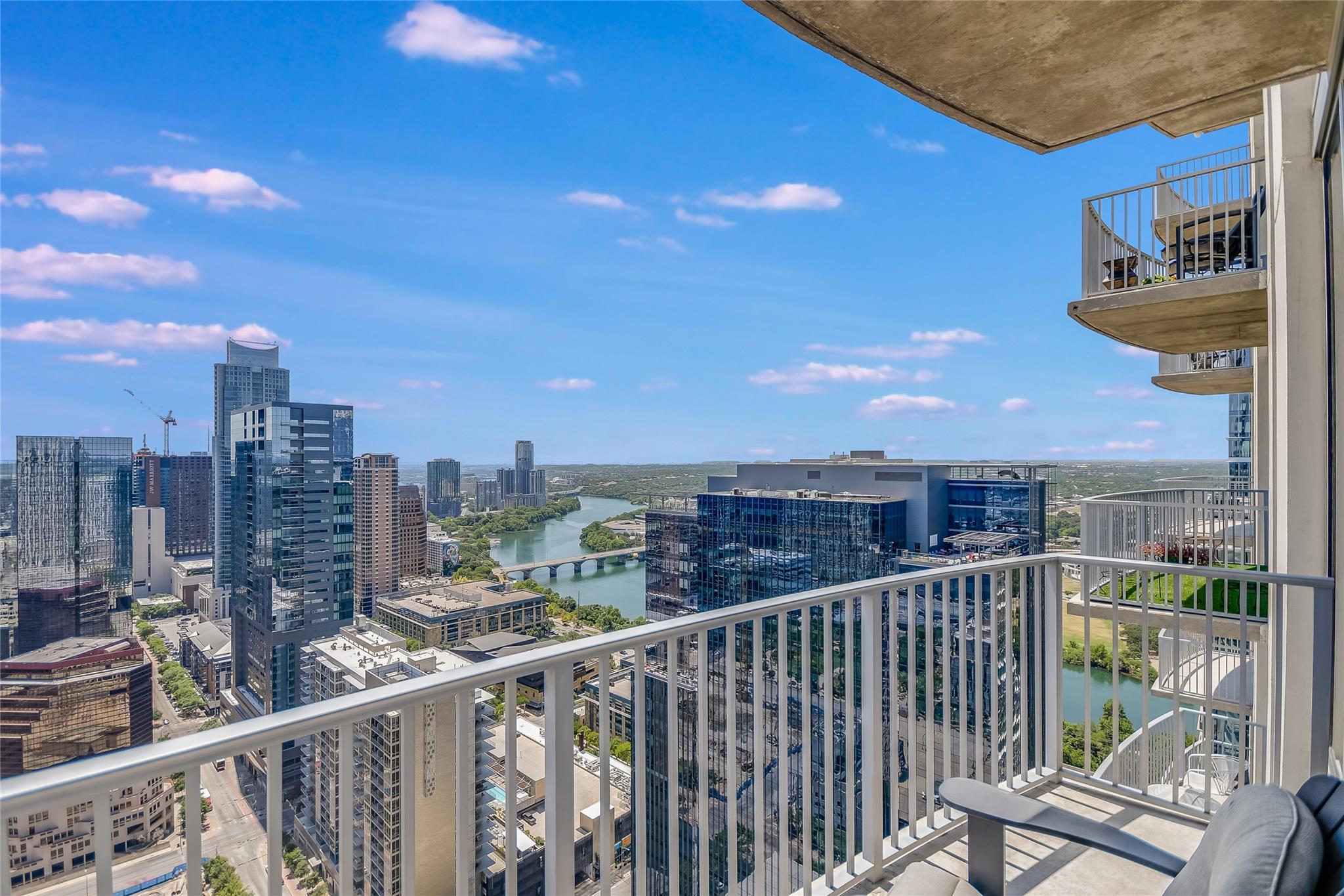 360 Nueces ST # 3807