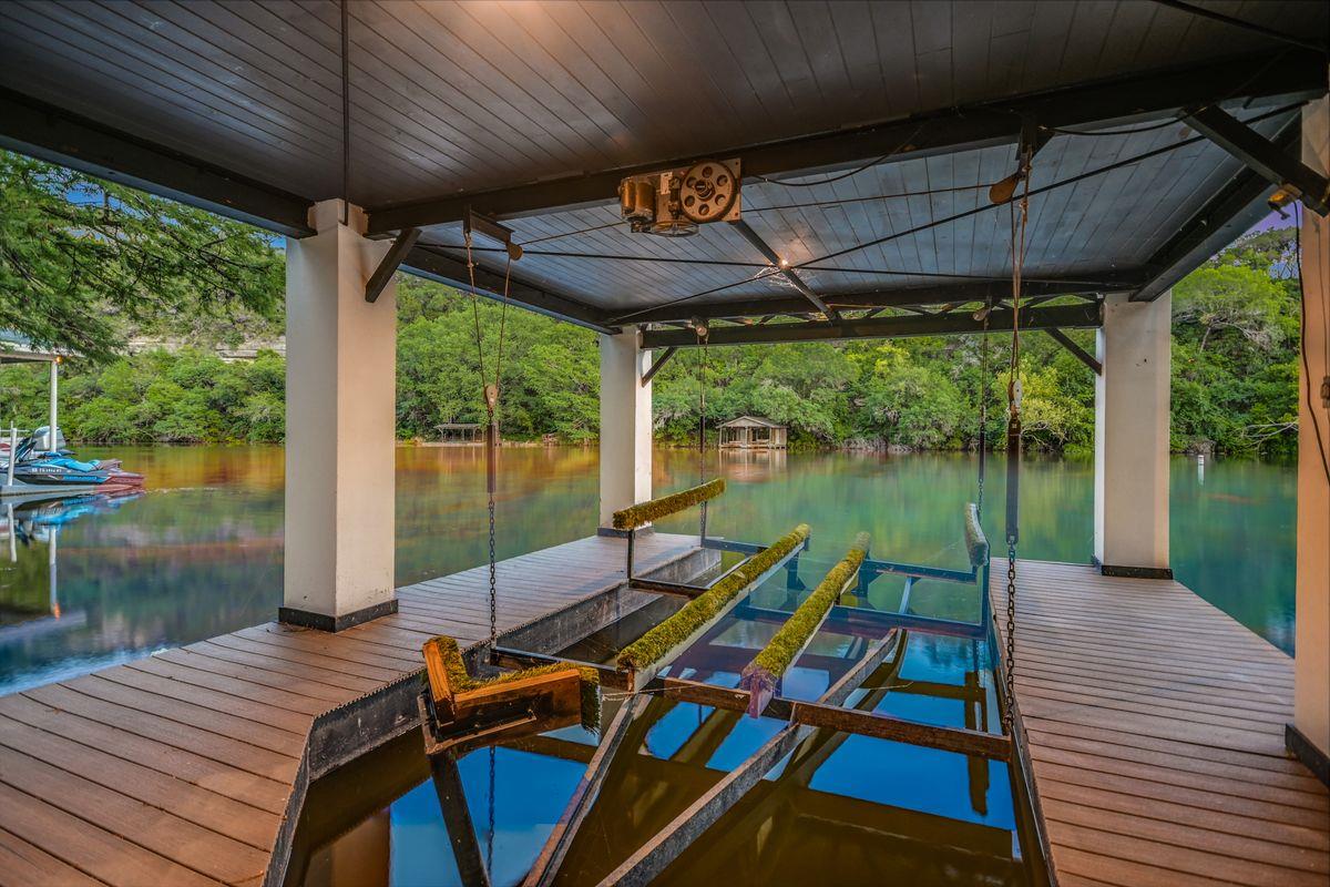 5217 S Scout Island CIR