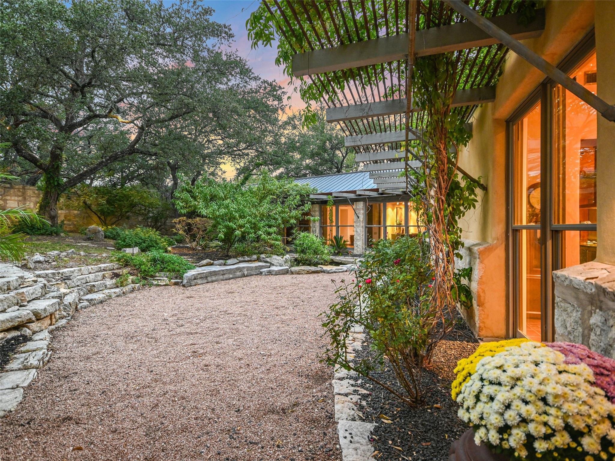25014 Pedernales Canyon TRL