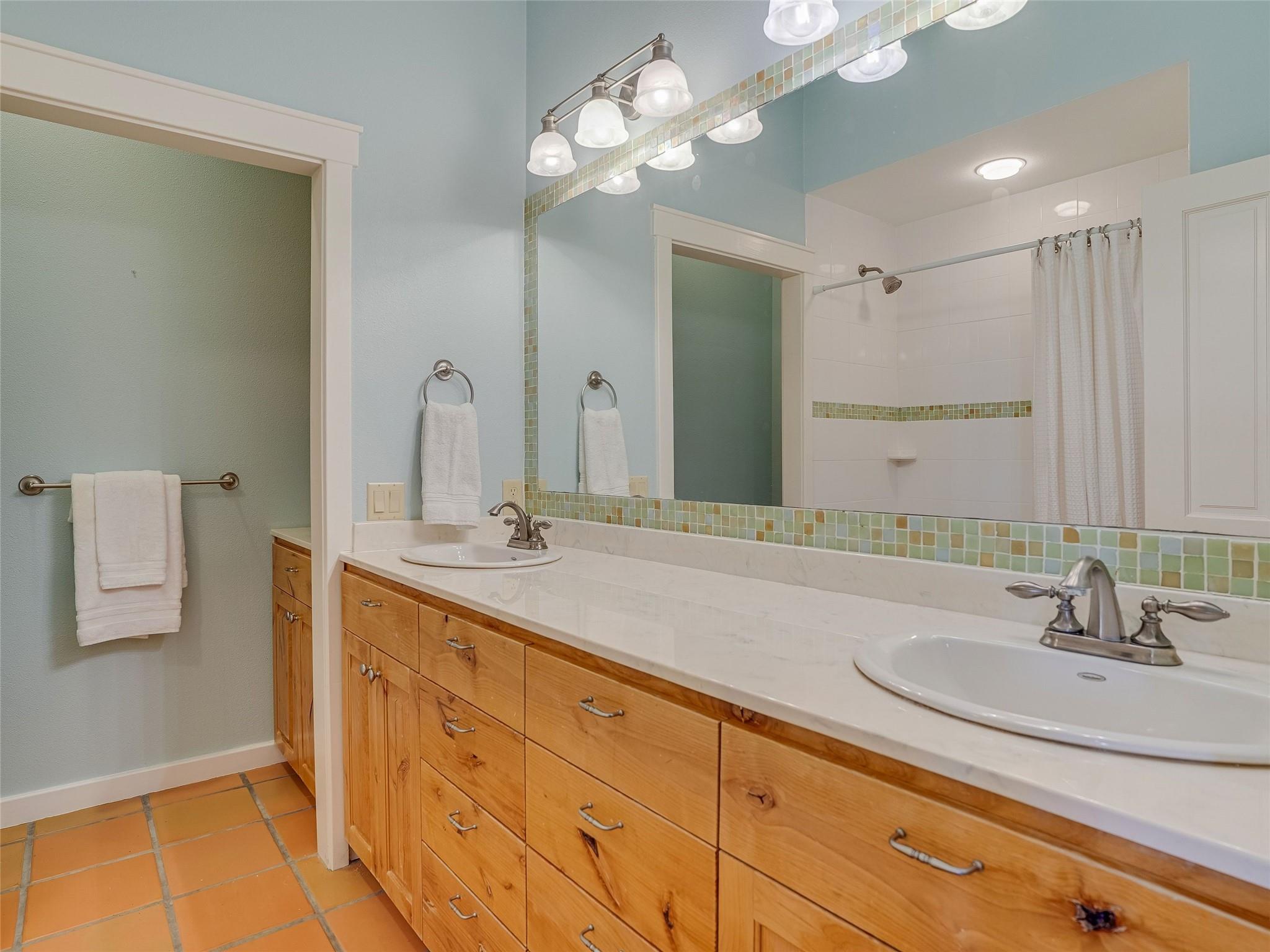 1178 Hidden Creek DR